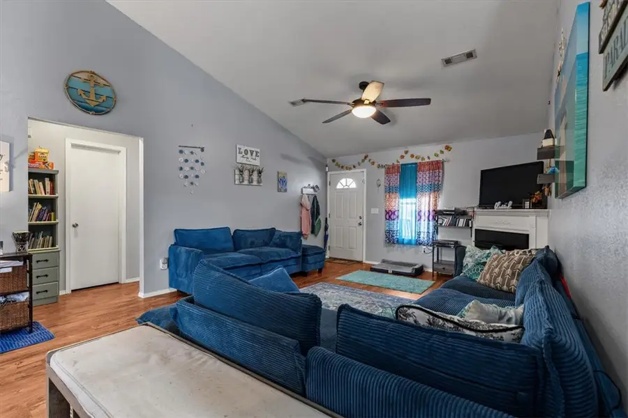 1209 Brentwood Lane, Siloam Springs, AR 72761 - #3