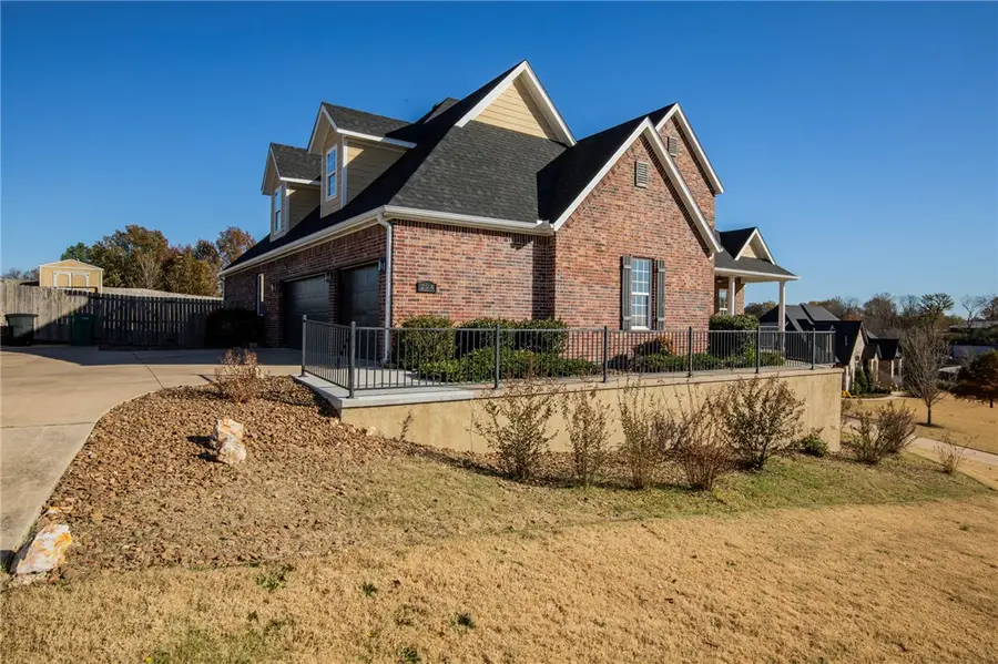 294 Arlington Way, Tontitown, AR 72762 - #3
