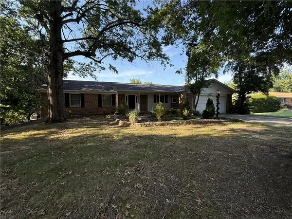 1612 Brentwood Drive, Harrison, AR 72601