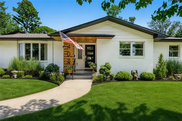 404 NW H Street, Bentonville, AR 72712