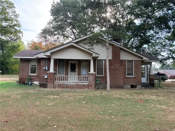 401 E F Street, Russellville, AR 72801