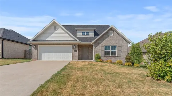5900 SW Teppee Avenue, Bentonville, AR 72713