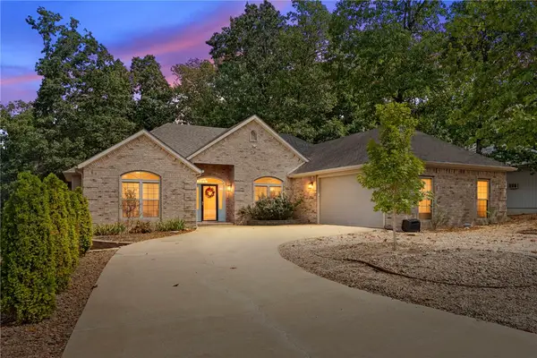7 E Elvendon Drive, Bella Vista, AR 72715