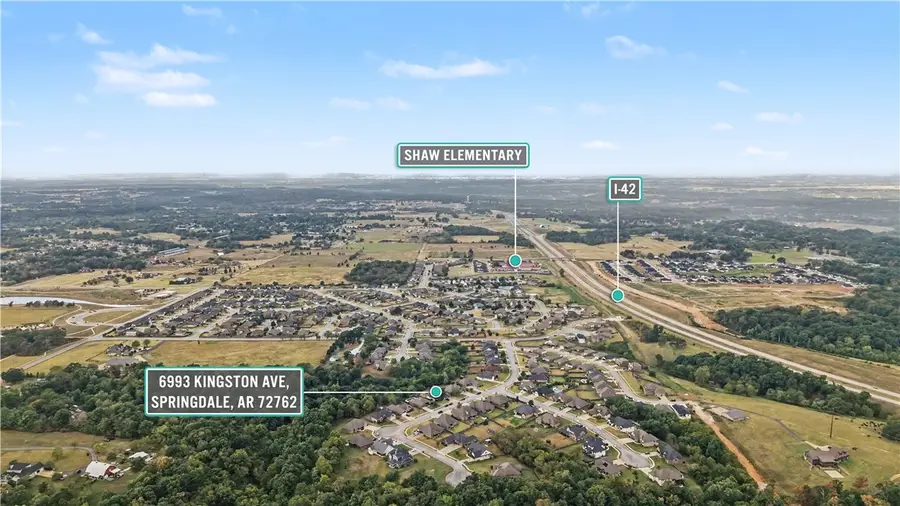 6993 Kingston Avenue, Springdale, AR 72762 - #2