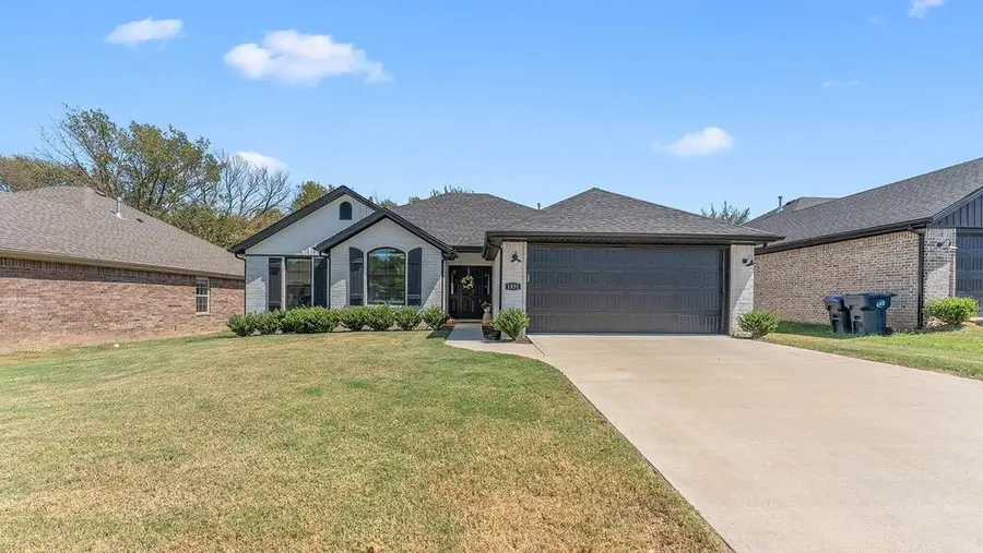 1831 S D Street, Rogers, AR 72756 - #3