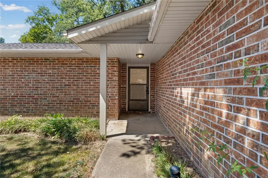 4200 Navajo Court, Springdale, AR 72764 - #2