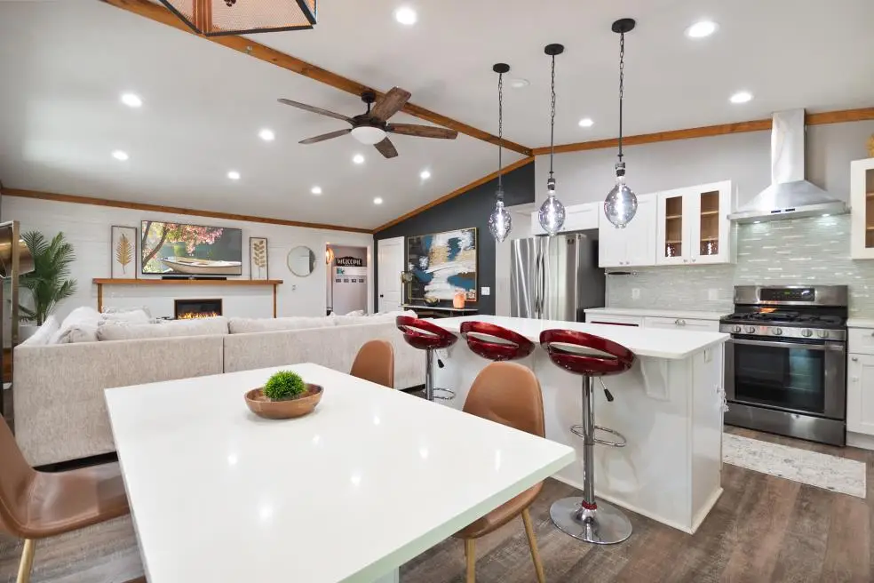224 Jan Lynn Street, Siloam Springs, AR 72761 - #1