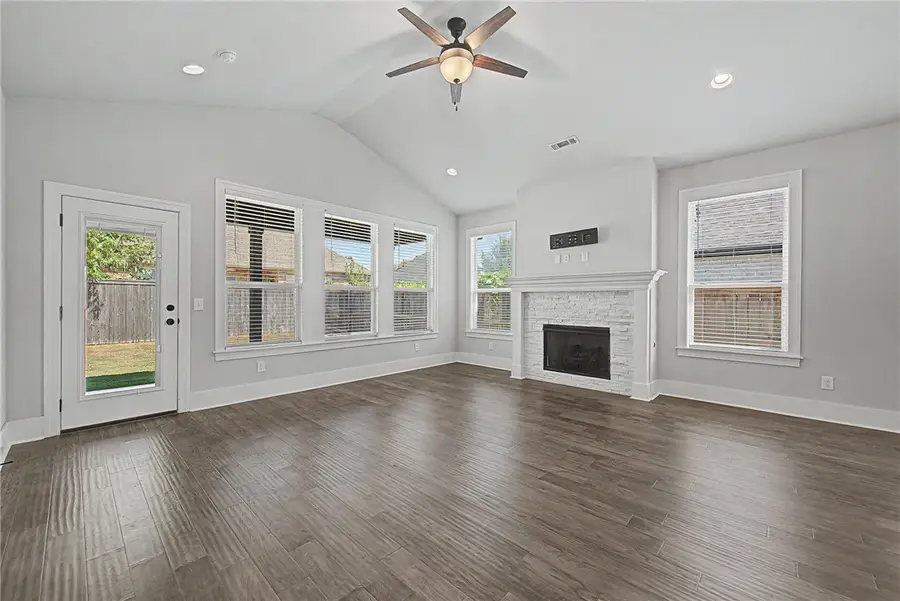 2206 SW Hampton Avenue, Bentonville, AR 72713 - #3