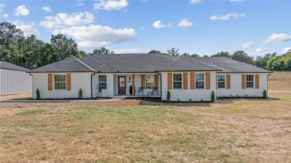 20491 Cedar Bluff Road, Fayetteville, AR 72703