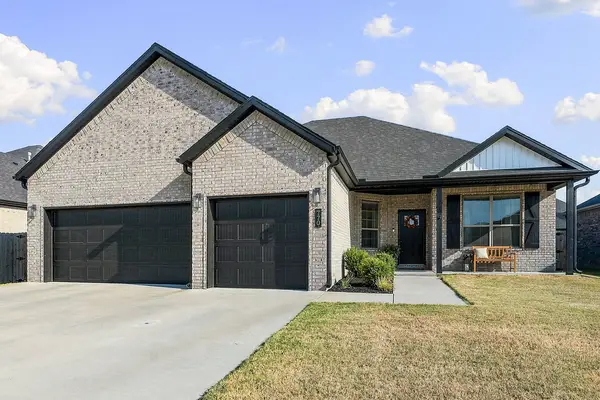 770 Merryfield Street, Bentonville, AR 72713