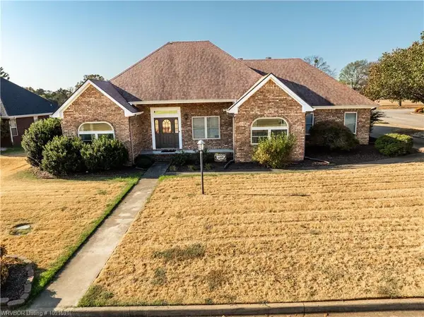 3007 Fairway Drive, Alma, AR 72921