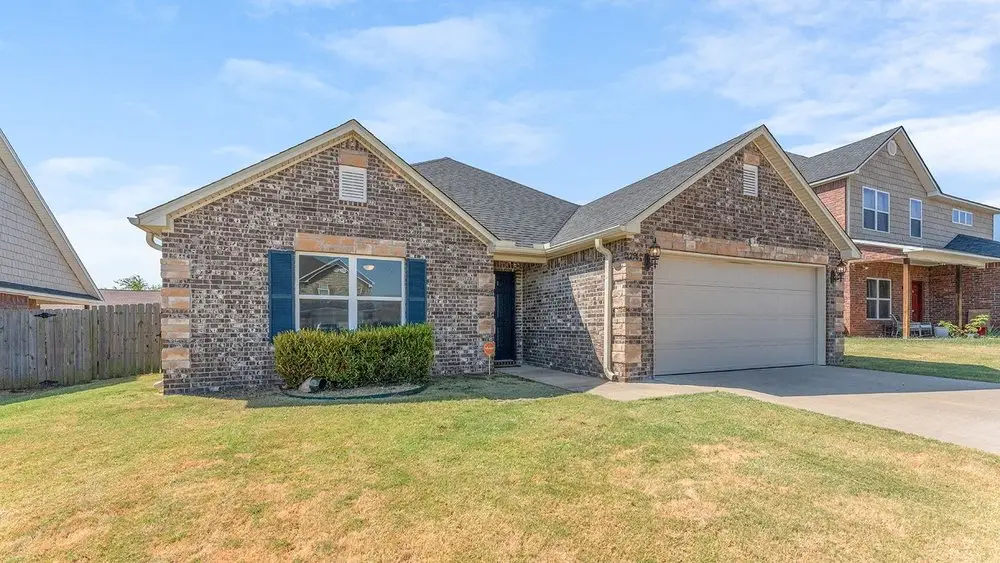 1256 Canyon Gate Drive, Siloam Springs, AR 72761 - #1
