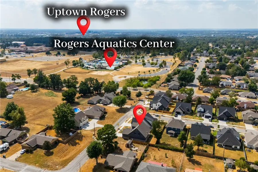 2327 W Seminole Drive, Rogers, AR 72758 - #2