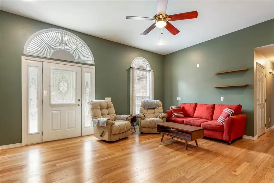 5 Melanie Drive, Bella Vista, AR 72714 - #2