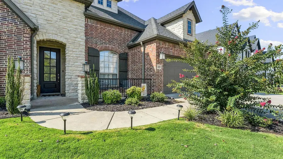 1405 SW Hamilton Avenue, Bentonville, AR 72713 - #3