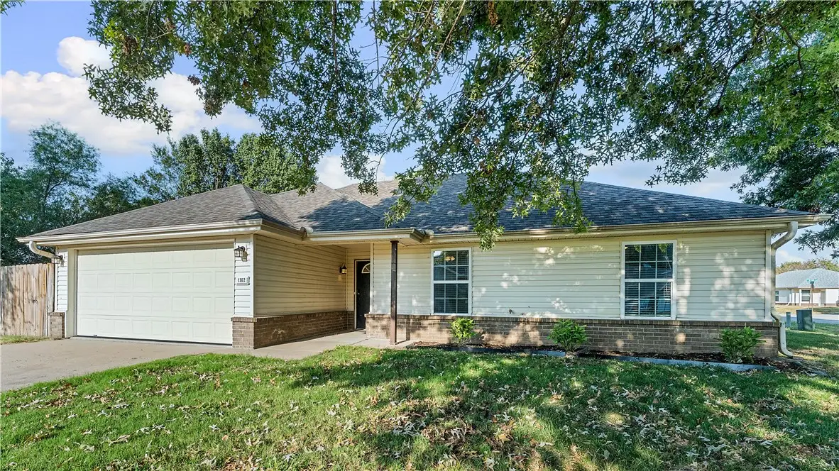 1302 Anna Street, Bentonville, AR 72712 - #1