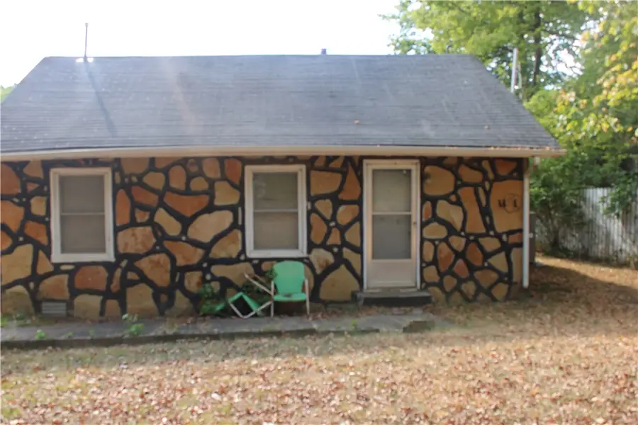 506 S Willow Avenue, Fayetteville, AR 72701 - #2