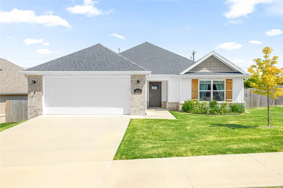 4210 W Buckaroo Street, Fayetteville, AR 72704 - #1