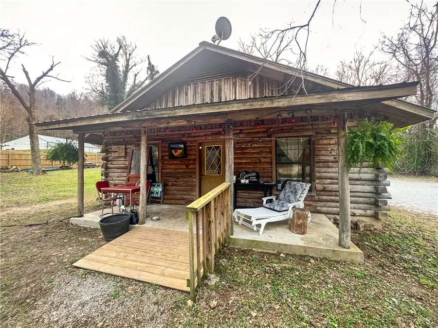 224 S Stone Street, Jasper, AR 72641 - #3