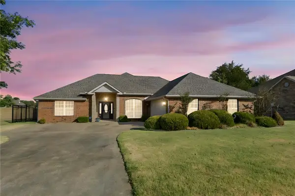 11199 Bear Drive, Farmington, AR 72730