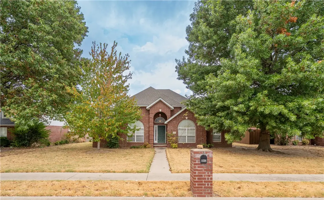 943 N Meadowlands Drive, Fayetteville, AR 72704 - #1