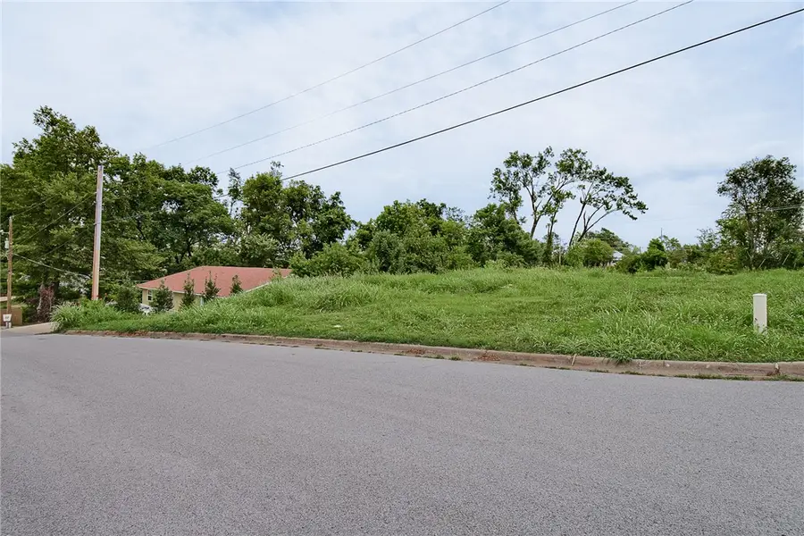 Nw 3rd Street, Bentonville, AR 72712 - #2