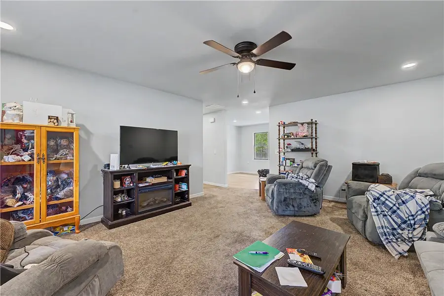 604 N 34th Street, Rogers, AR 72756 - #3