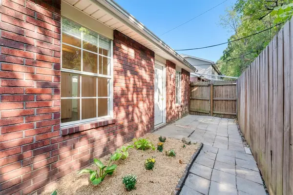 1246 N Iron Horse Drive, Fayetteville, AR 72703