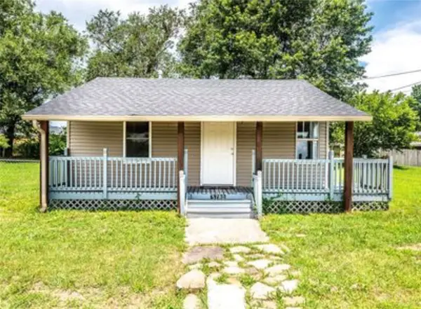 5780 W Wedington Drive, Fayetteville, AR 72704