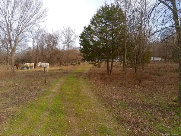 15068 Northview Road, Elkins, AR 72727