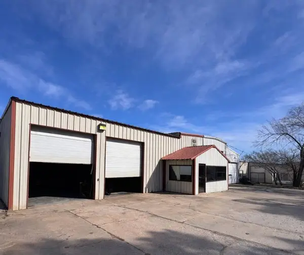 519 Main Street, Huntsville, AR 72740