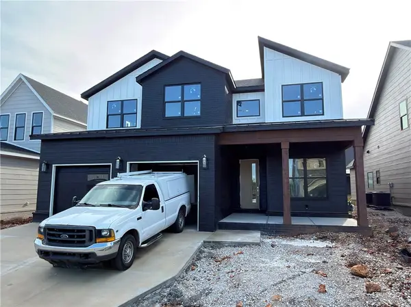 6011 S 41st Street, Rogers, AR 72758