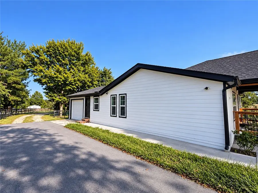 799 Ford Lane, Cave Springs, AR 72745 - #3