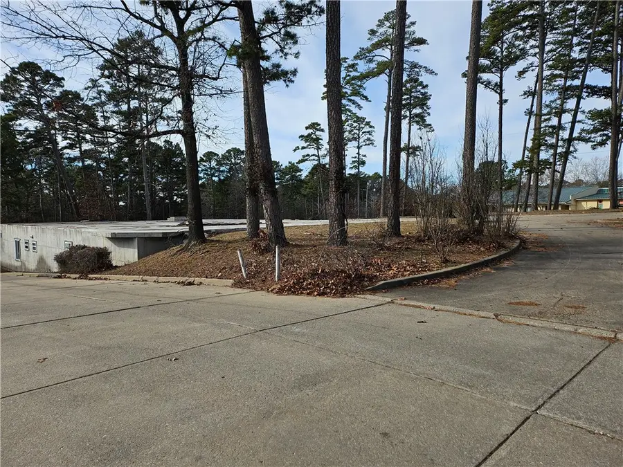3016 E Van Buren, Eureka Springs, AR 72632 - #2