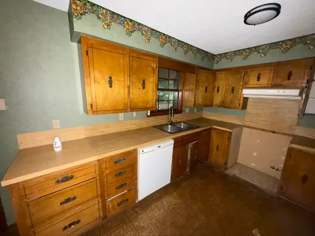 620 N Ray Road, Clarksville, AR 72830 - #2