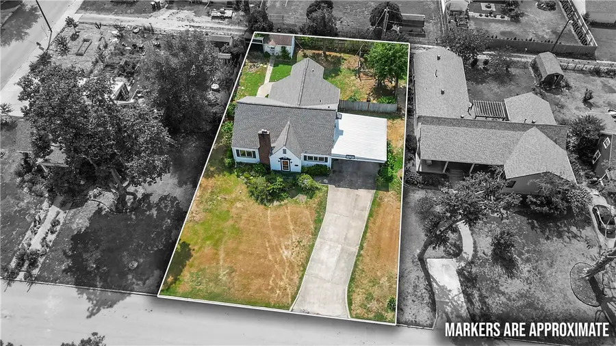 508 W Pine Street, Rogers, AR 72756 - #3