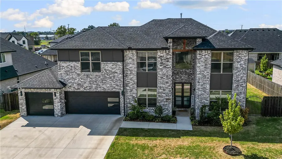 1111 Longbourn Drive, Centerton, AR 72719 - #2