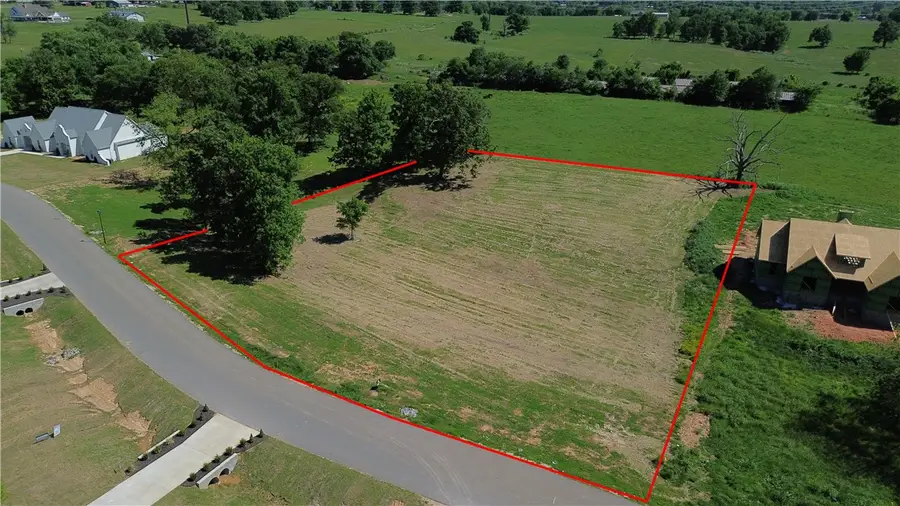 3089 Buck Avenue, Elm Springs, AR 72762 - #2