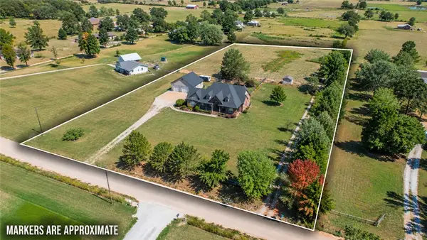 8116 Coffelt Cemetery Road, Bentonville, AR 72713