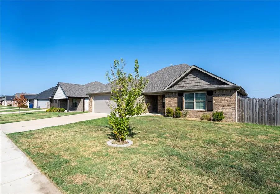 1907 Hudson Drive, Siloam Springs, AR 72761 - #2