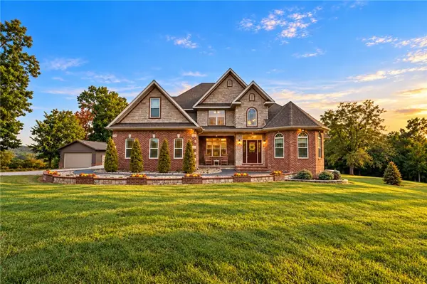 10925 Northfork Drive, Gravette, AR 72736