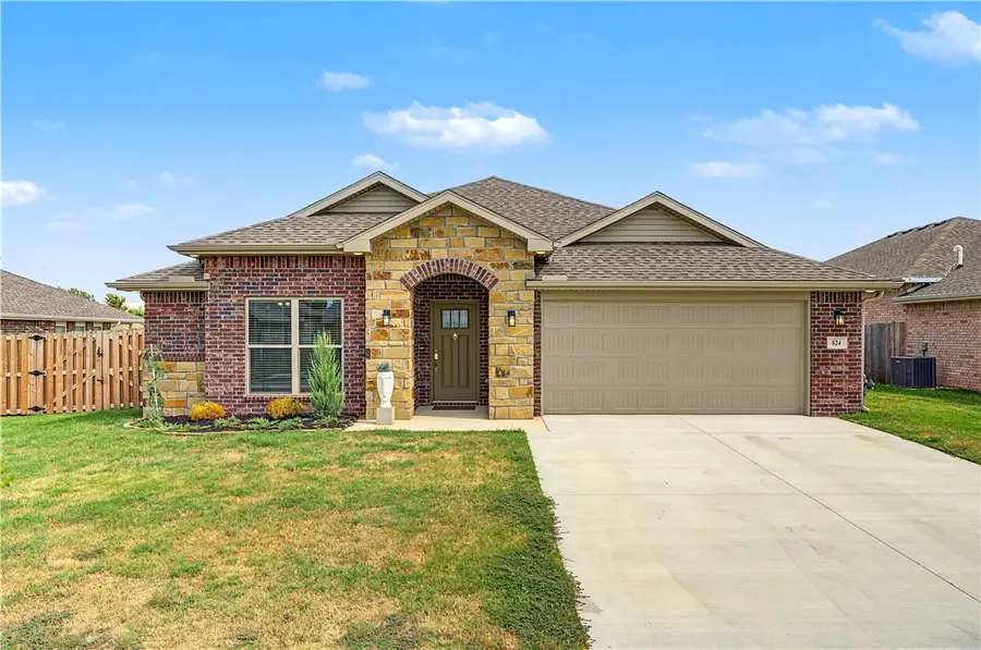 824 Lewis Street, Pea Ridge, AR 72751 - #3