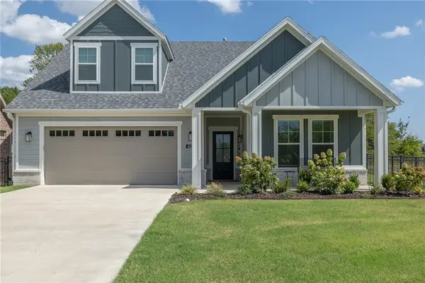 4114 W Huron Loop, Fayetteville, AR 72704