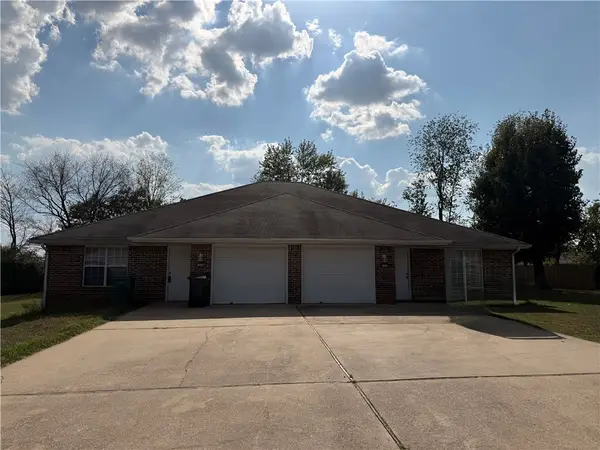1954 - 1956 11th Place, Rogers, AR 72758