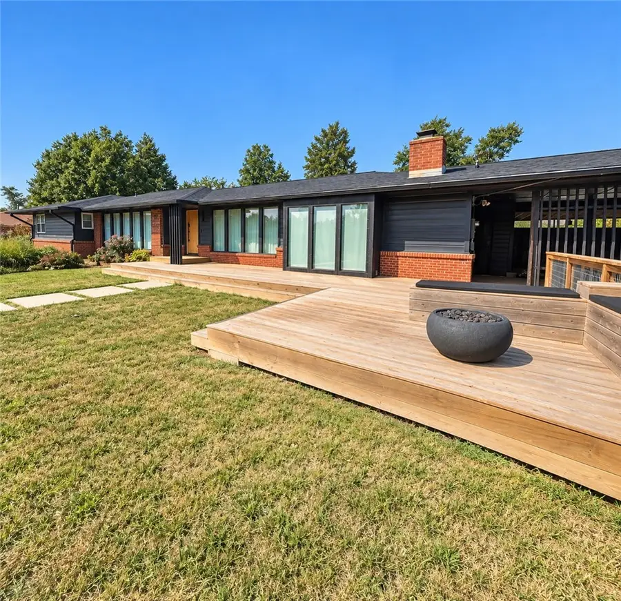 307 Crestview Drive, Bentonville, AR 72712 - #2