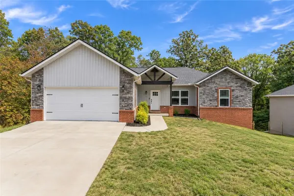 12 Brunswick Drive, Bella Vista, AR 72715