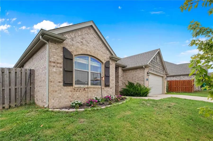 1111 Tulip Street, Centerton, AR 72719 - #2