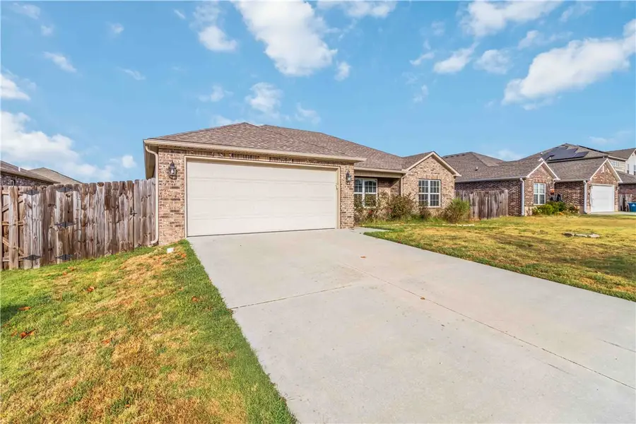 6802 SW Pilgrim Road, Bentonville, AR 72713 - #2