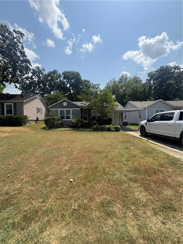 2020 Q Street, Fort Smith, AR 72901 - #3