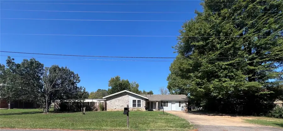 201 N Cumberland Avenue, Russellville, AR 72801 - #2